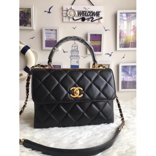 Оригинална чанта Chanel от овча кожа 92236 с черна златна катарама