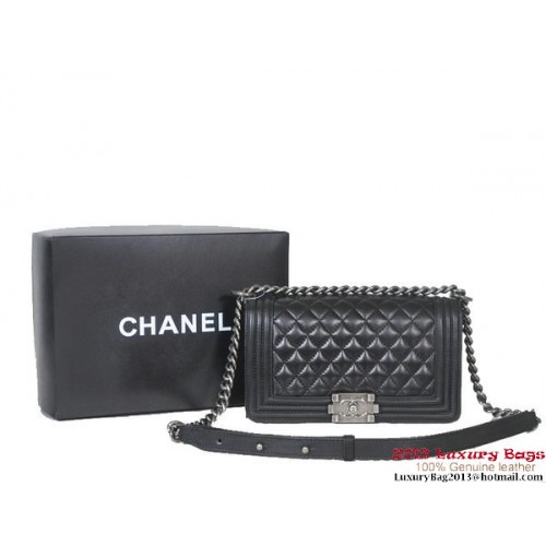 Чанта през рамо Boy Chanel Flap от овча кожа A37003 черна