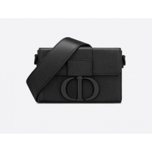 30 MONTAIGNE КУТИЯ ЧАНТА Черна ултраматова зърнеста телешка кожа M9204S