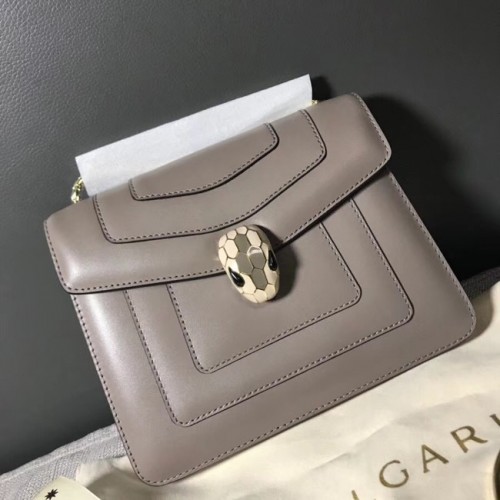 Кожена чанта BVLGARI Serpenti Forever Flap Cover 00962 сива
