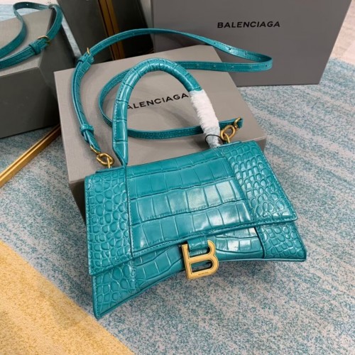 Малка чанта Balenciaga HOURGLASS с горна дръжка, релефна телешка кожа от крокодилска кожа B108895E, светлосиня