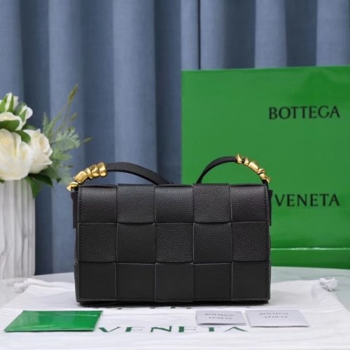 Bottega Veneta КАСЕТА 666870 черна