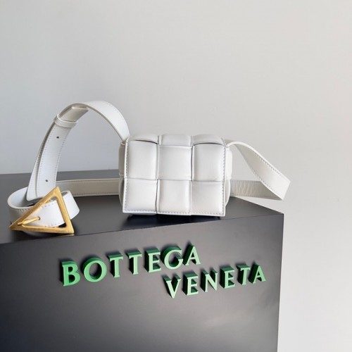 Касета Bottega Veneta Candy Padded 716648 бяла