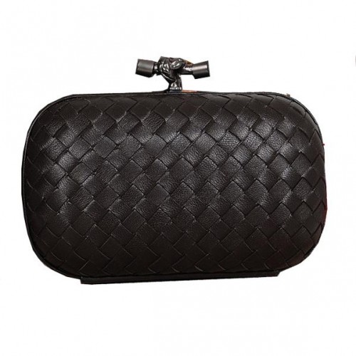 Чанта Bottega Veneta Intrecciato от овча кожа Empire Ayers Knot Clutch 11308 Черна