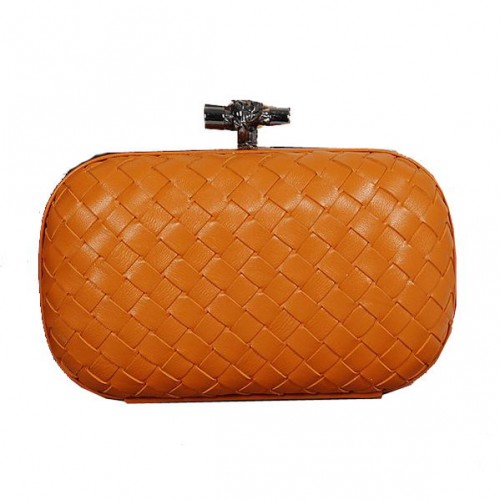 Чанта Bottega Veneta Intrecciato от овча кожа Empire Ayers Knot Clutch 11308 Orange