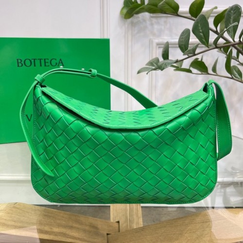 Bottega Veneta Intreccio кожена чанта през рамо 690226 Parakeet