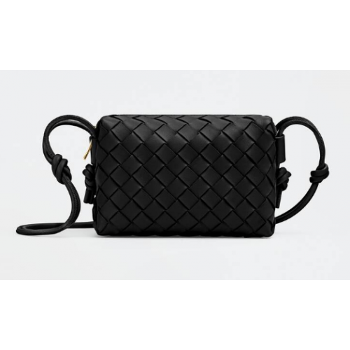 Кожена чанта през тялото Bottega Veneta Mini intrecciato 680254 черна