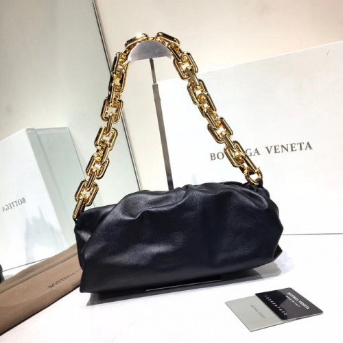 Чанта за рамо Bottega Veneta от агнешка кожа Nappa 620230 черна