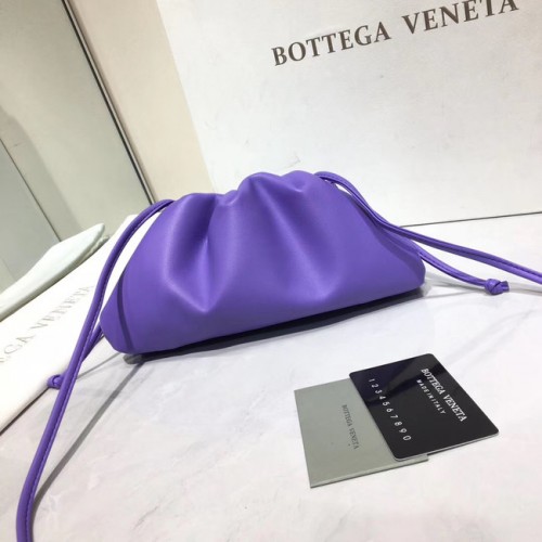 Чанта през рамо от агнешка кожа Bottega Veneta Nappa 98057 в лилаво