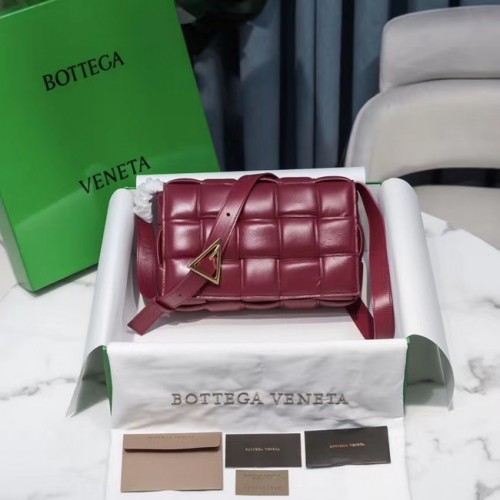 Bottega Veneta ПОДПЛАТЕНА ЧАНТА КАСЕТА 591970 Бордо