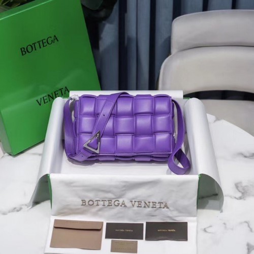 Bottega Veneta ПОДПЛАТЕНА ЧАНТА КАСЕТА 591970 Лилава