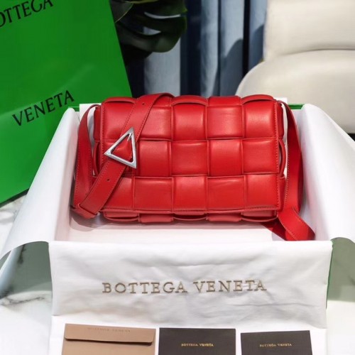 Bottega Veneta ПОДПЛАТЕНА ЧАНТА С КАСЕТА 591970 ЧЕРВЕНА