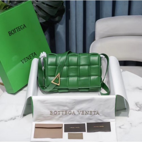 Bottega Veneta ПОДПЛАТЕНА ЧАНТА С КАСЕТА 591970 зелена