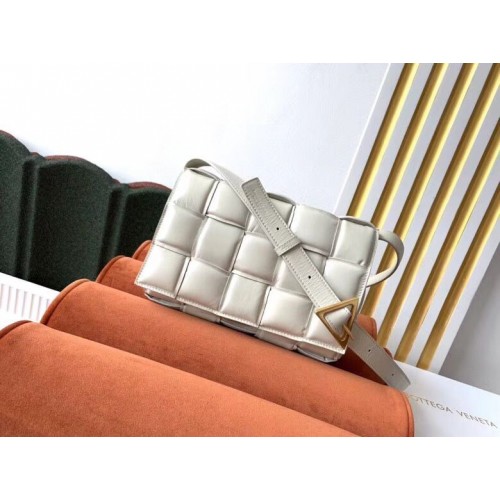 Bottega Veneta Овча кожа, тъкана оригинална кожа BV3996 бяла