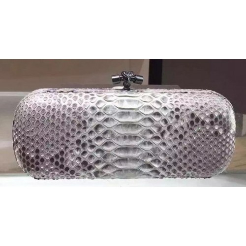 Кожен клъч Bottega Veneta със змийски мотив 8651E