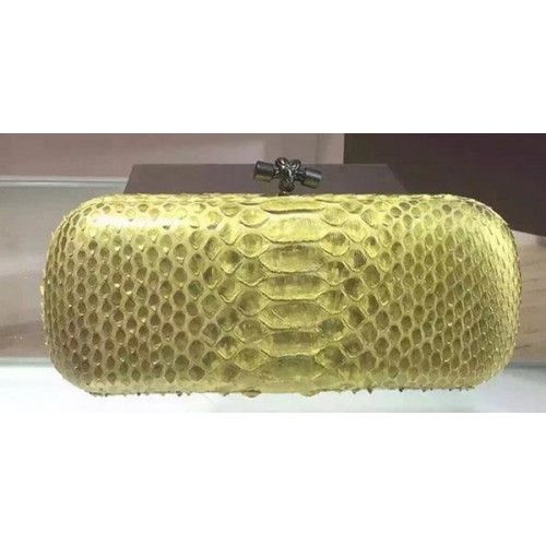 Кожена чанта Bottega Veneta със змийски мотив 8651F