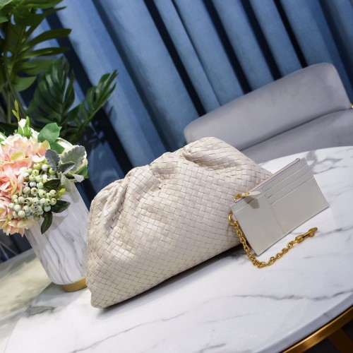 Чанта Bottega Veneta Weave Clutch 585853 Бяла