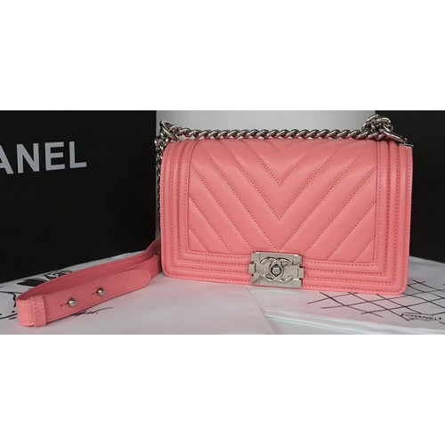 Чанта Boy Chanel Flap Original Chevron Sheepskin A67025 Pink