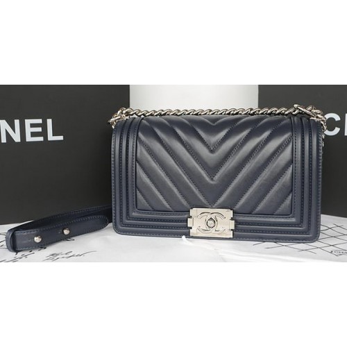 Чанта Boy Chanel Flap Original Chevron Sheepskin A67025 Royal