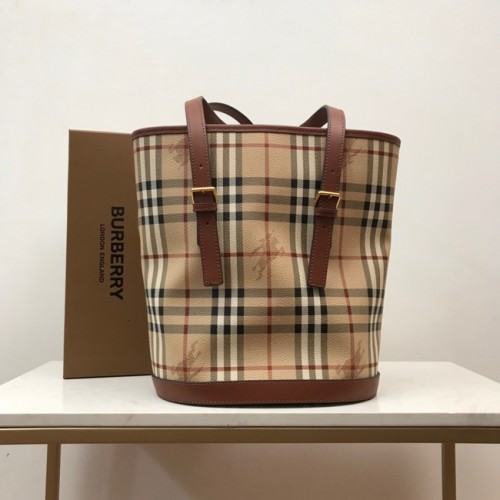 Кожена чанта за презрамка BurBerry 80111, цвят пшеница