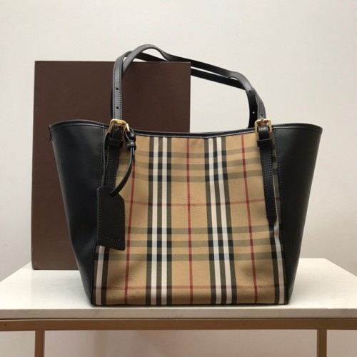 Чанта за рамо BurBerry 6788 черна