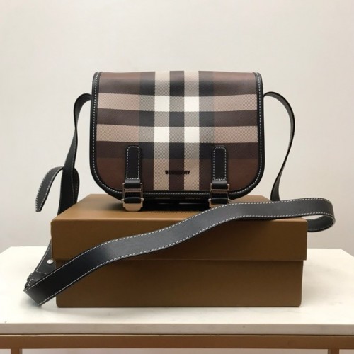 Чанта за рамо BurBerry 80365 черна