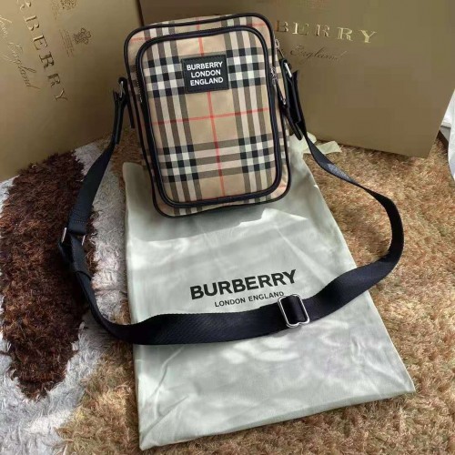 Чанта за рамо BurBerry 8045 кафява