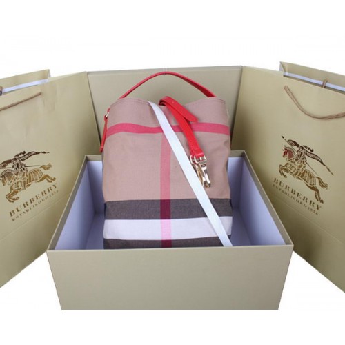 Чанта тип „хобо“ Burberry Medium Brit Check 1151 Червена