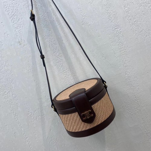 Средна чанта Celine Tambour от триумфален плат 195192 кафява