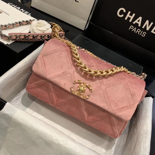 Чанта с капак CHANEL 19 AS1160 розова