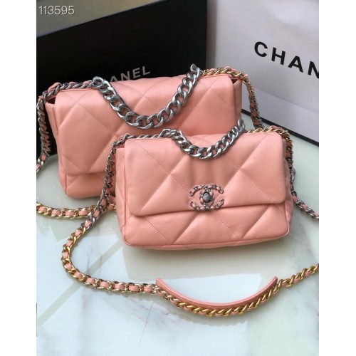 Чанта от агнешка кожа CHANEL 19 Flap AS1160 AS1161 светло розова