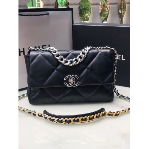 Чанта от агнешка кожа CHANEL 19 Flap AS1161 черна