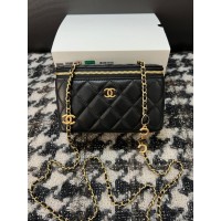 ШКАФЧЕ ЗА МИВАЛО CHANEL С ВЕРИЖКА 68105 Черен