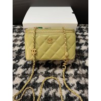 ШКАФЧЕ ЗА МИВАЛО CHANEL С ВЕРИЖКА 68105 зелен