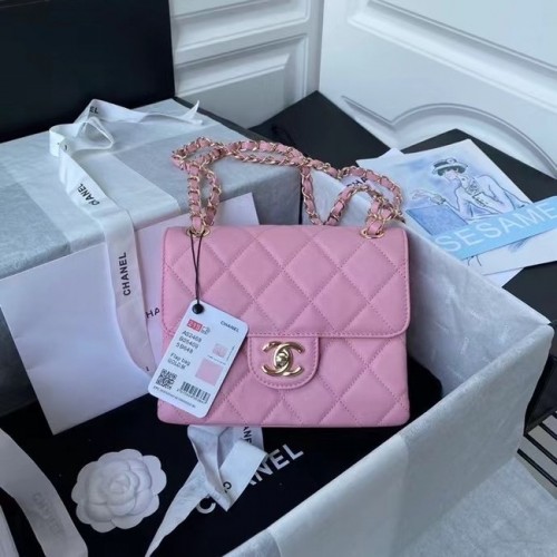 Мини чанта с капак CHANEL AS2468 розова