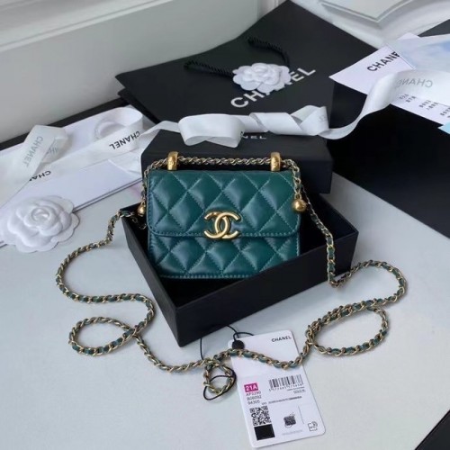 Мини портфейл CHANEL на верижка AP2290 зелен
