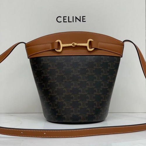 Чанта Celine BUCKET от лъскава телешка кожа CR92072, цвят кафе