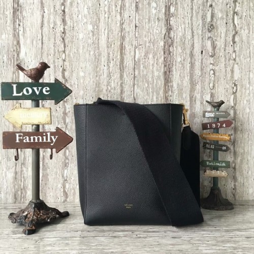 Чанта Celine Cabas Phantom от кожа с шарка Lichee 77426 черна