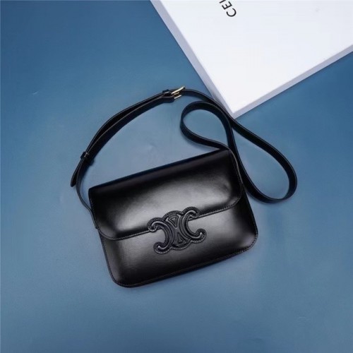 Celine Тийнейджърска класическа чанта в кутия от телешка кожа 199223 черна