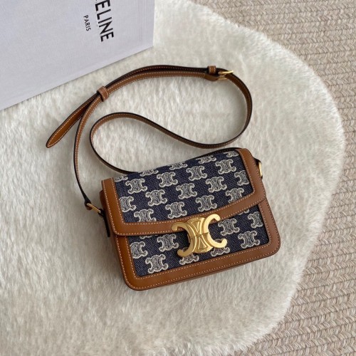 Чанта за рамо Celine TRIOMPHE от платно и телешка кожа TRIOMPHE 194145