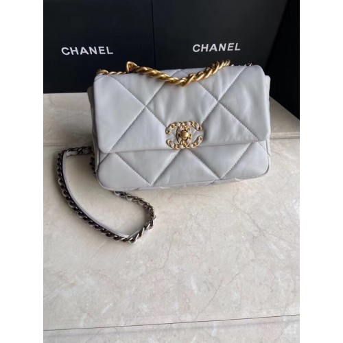 Чанта с капак Chanel 19 AS1160 сива