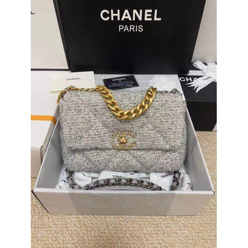 Чанта Chanel 19 с капак, туид AS1160, сива