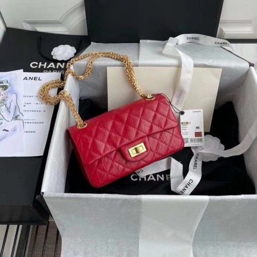 Чанта Chanel 2.55 от телешка кожа с капак A37586 червена