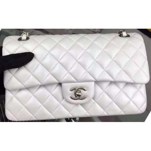 Чанта Chanel 2.55 Series Flap, бяла, от овча кожа A06375, сребриста