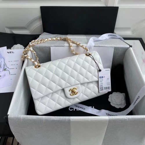 Чанта Chanel 2.55 Series Flap, оригинална, от овча кожа A1112, бяла