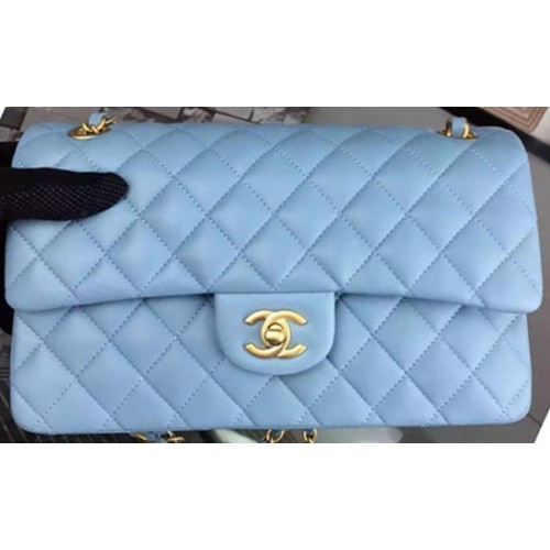Чанта Chanel 2.55 Series Flap, небесносиня, от овча кожа A06375, златиста