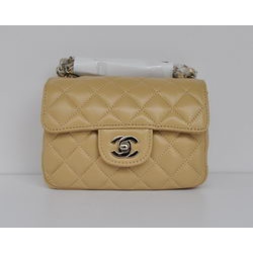 Чанта Chanel Classic Apricot от агнешка кожа със сребърна верижка и капак 1115