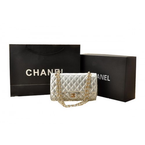 Чанта Chanel Classic Flap Series 2.55 от овча кожа CHA1112, сребриста