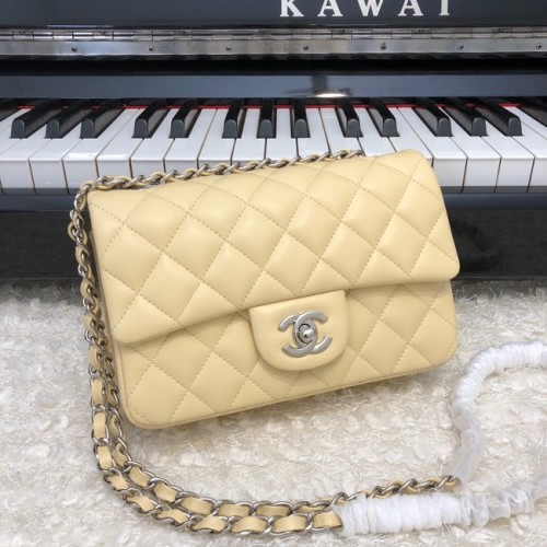 Класическа чанта Chanel Flap, оригинална овча кожа A1116, метал, кайсиев и сребрист цвят