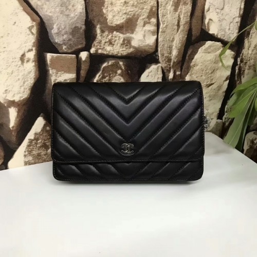 Чанти Chanel Classic Flap от черна оригинална овча кожа 33815 сребърни